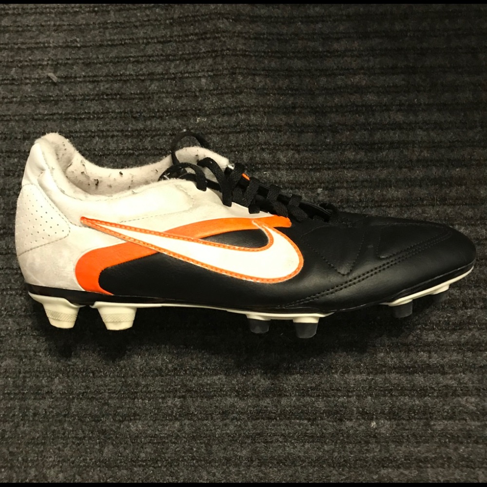 Nike CTR